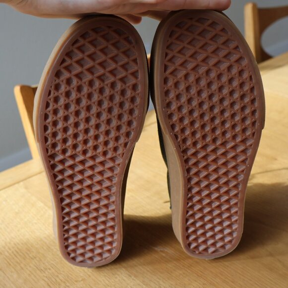 Vans Old Skool Olive Suede Gumshoe 8 - Picture 3 of 3